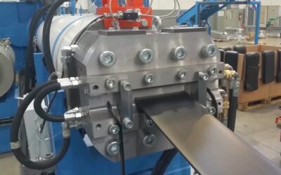 Flat head extruders for rubber profiles